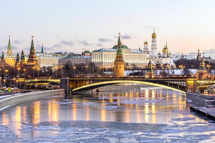 Как вернуться из-за границы в Россию