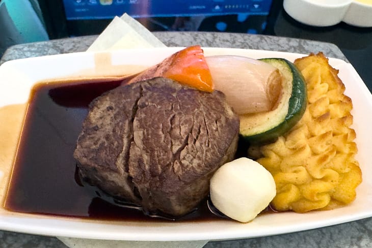 Бизнес-класс ANA на Boeing 787-9