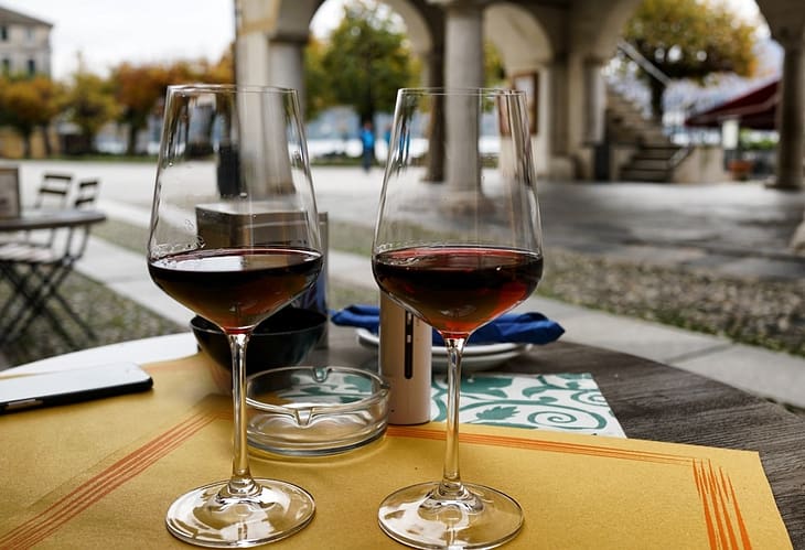 Озеро Орта фото