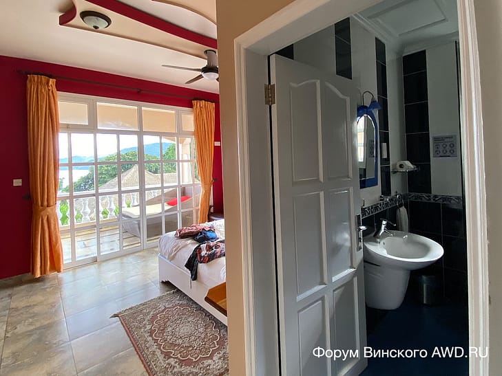 Где остановиться на пляже Анс Рояль