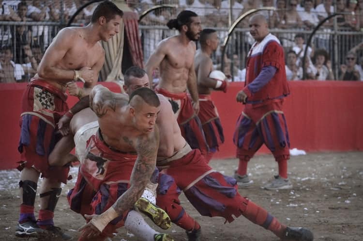 Куда поехать в Европу в июне