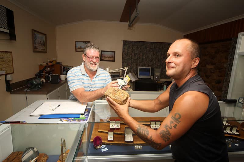 Сколько стоят сапфиры в Австралии