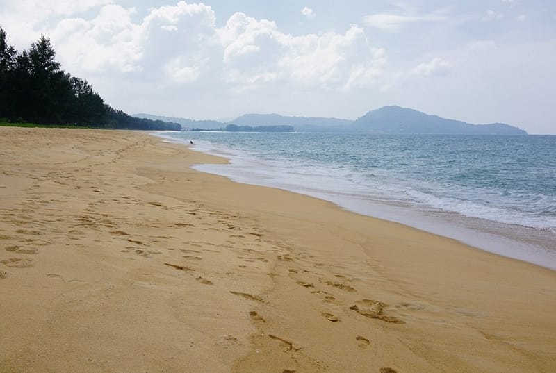 Пляж Май Кхао отзывы