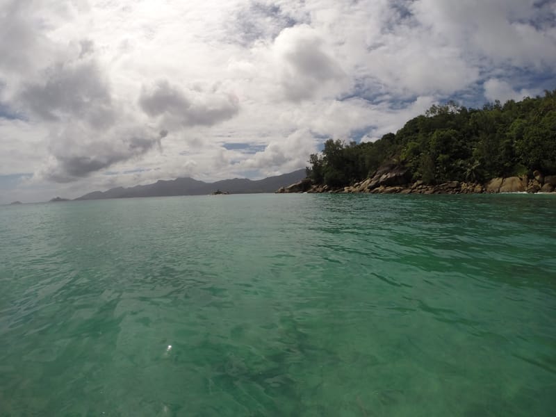 Пляж Anse Soleil остров Маэ