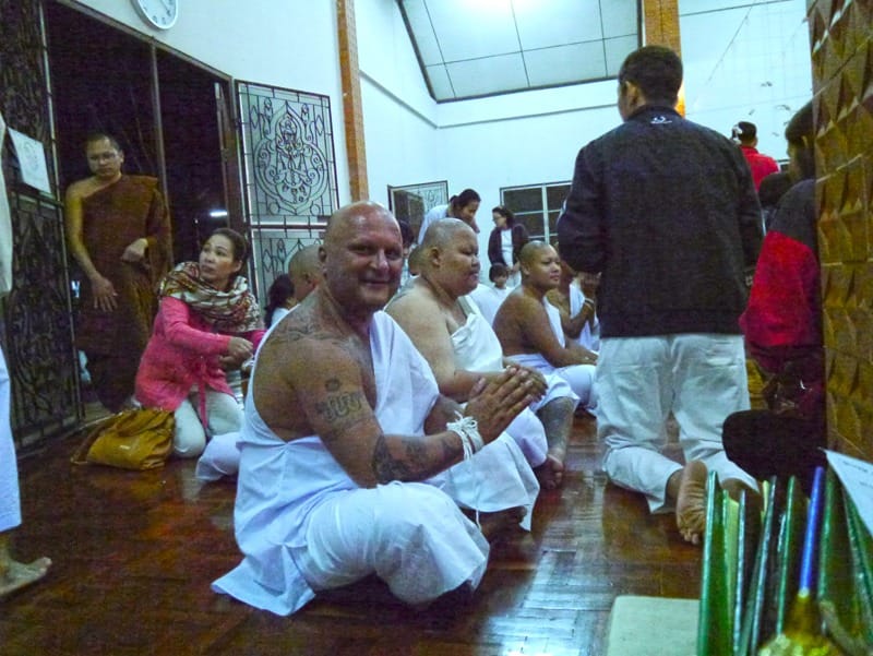 Стать монахом в Таиланде