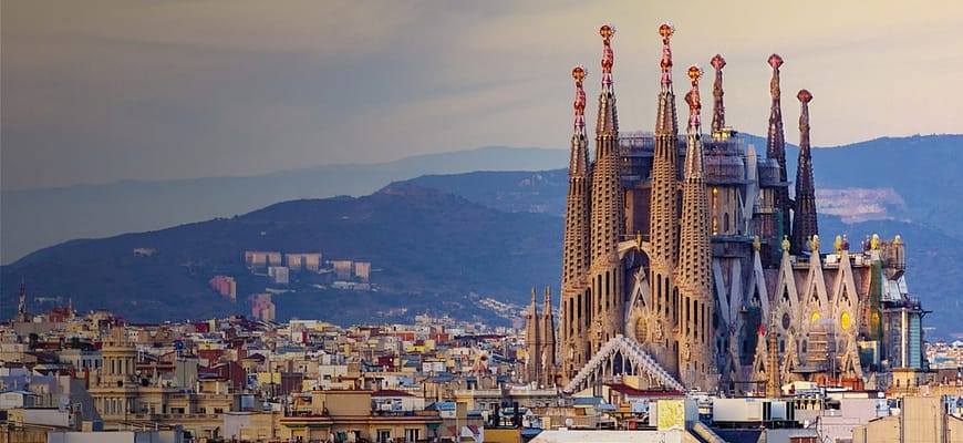 Правила въезда в Испанию 2021