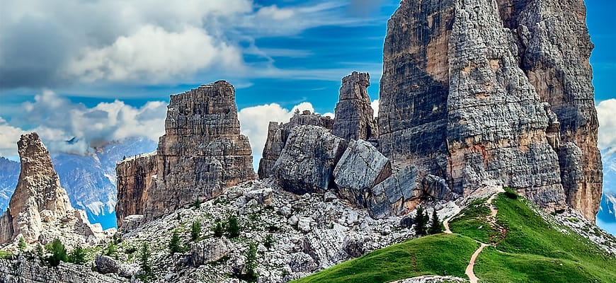 Чинкве Торри (Пять Башен)