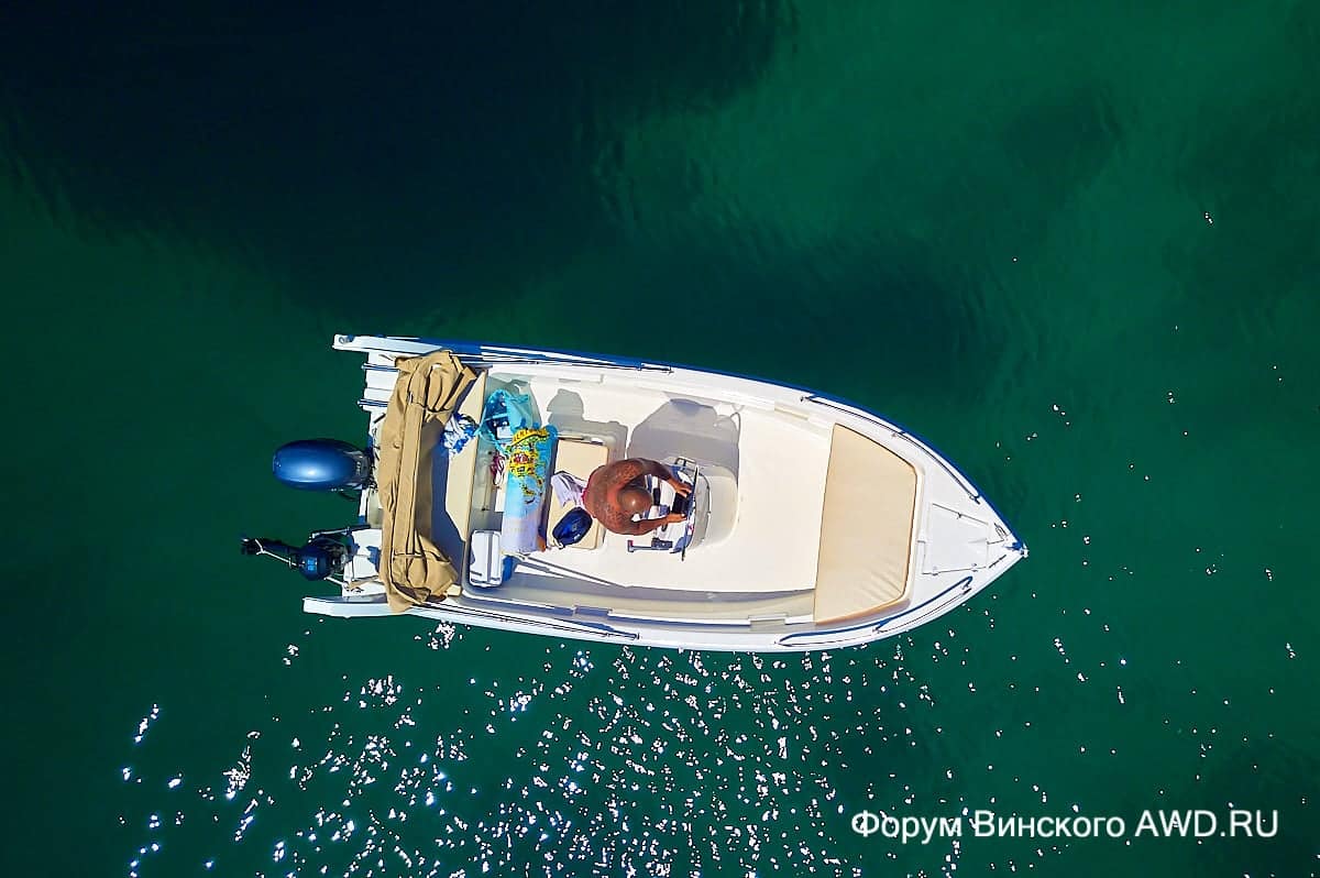 Аренда моторной лодки в Греции