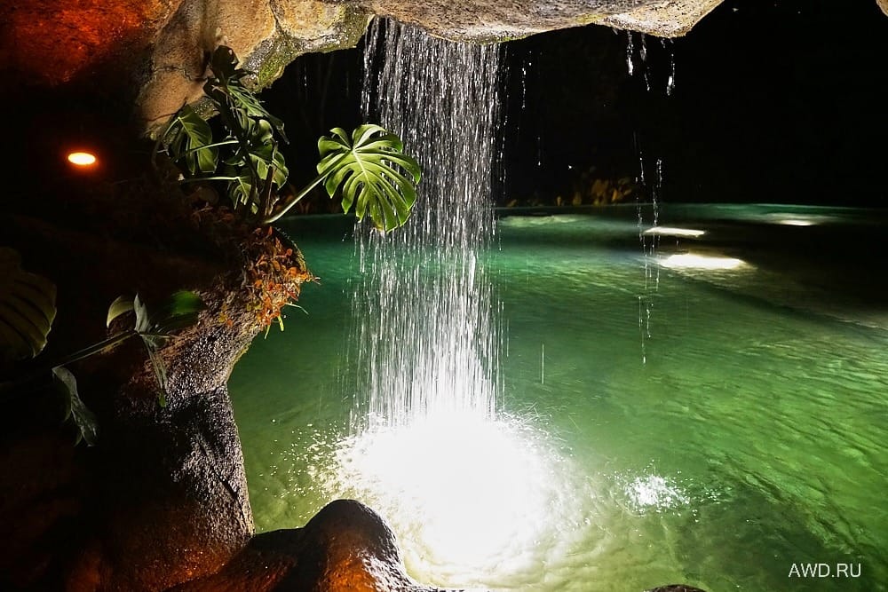 Коста-Рика самостоятельно