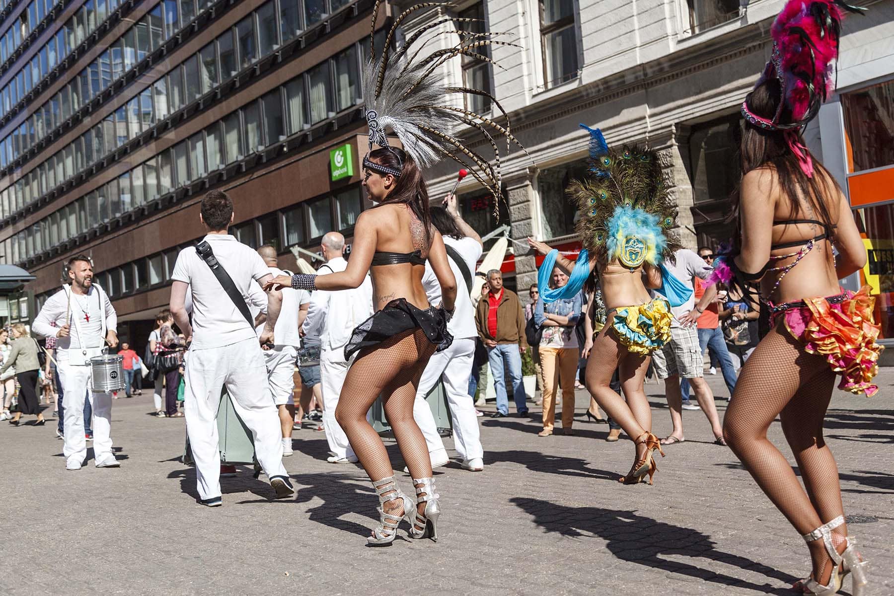 Куда поехать в апреле 2018