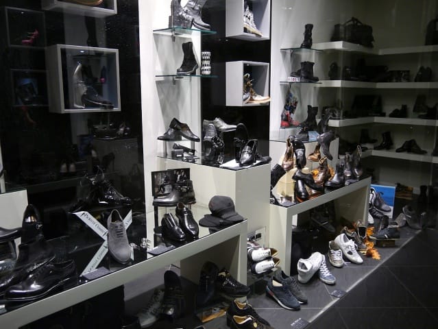 Шоппинг в Дезенцано дель Гарда